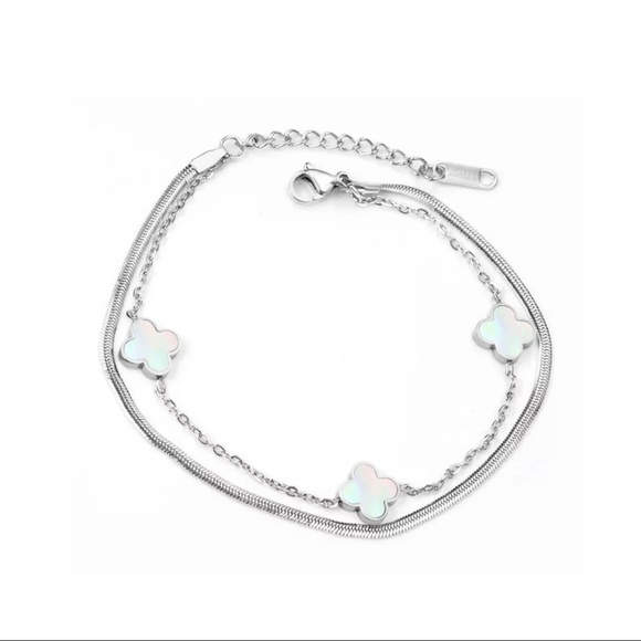 Silver Clover Bracelet - Picture 2 of 2